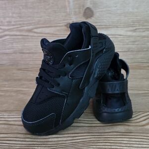 NIKE Huarache Run 2.0